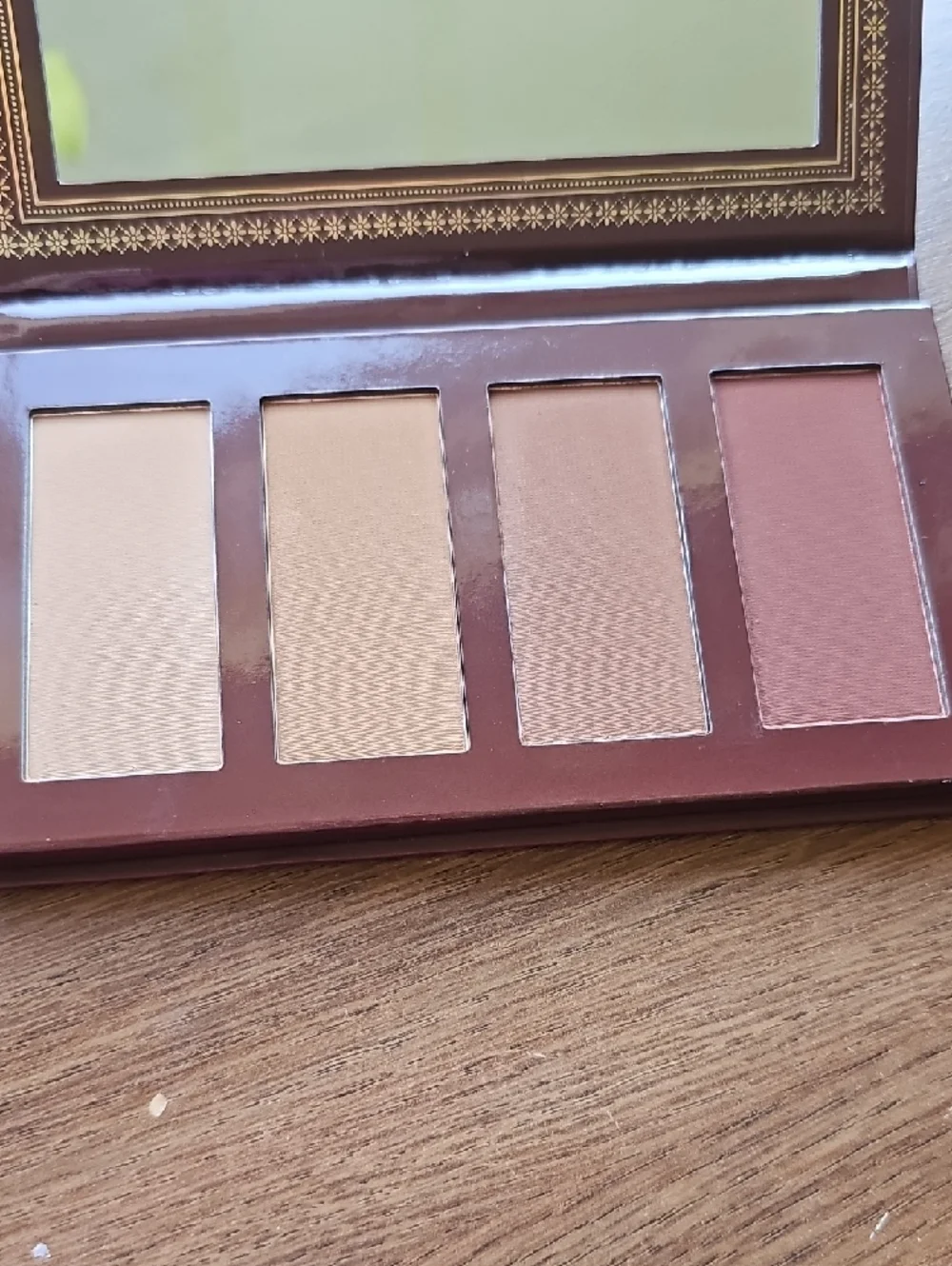 New Ace Beaute Bronzed In Paradise 4 Color Bronzing Powder